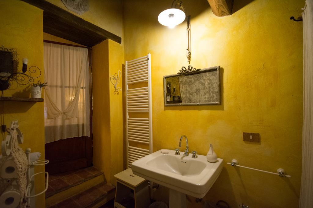 Locanda Dei Melograni Gossolengo Kültér fotó