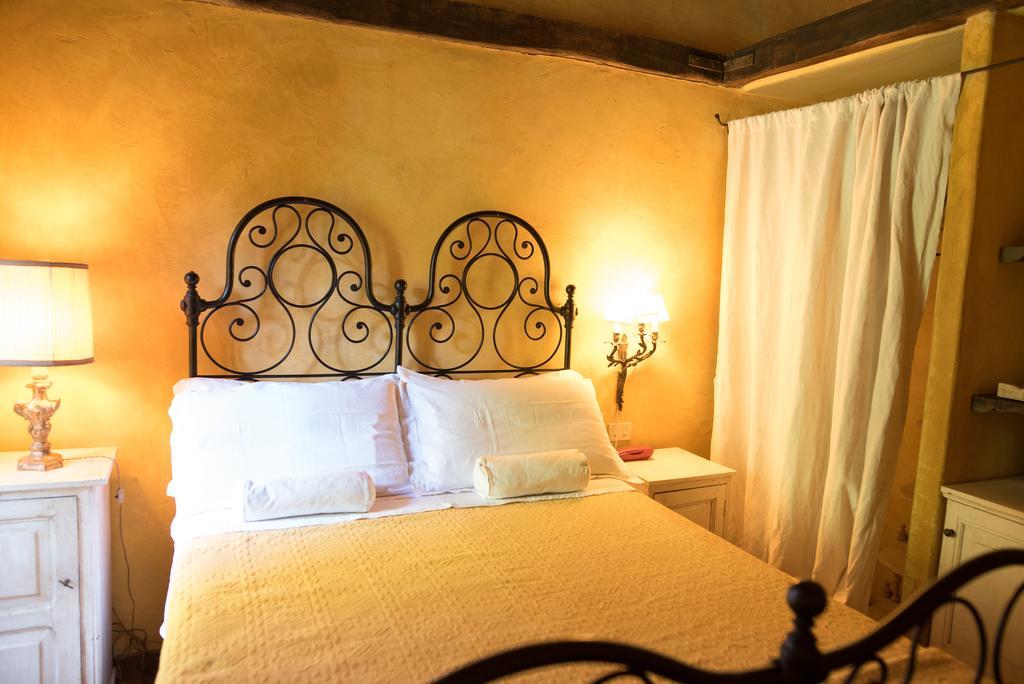 Locanda Dei Melograni Gossolengo Kültér fotó