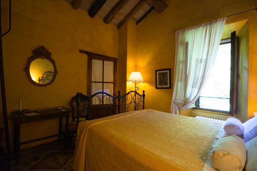 Locanda Dei Melograni Gossolengo Kültér fotó