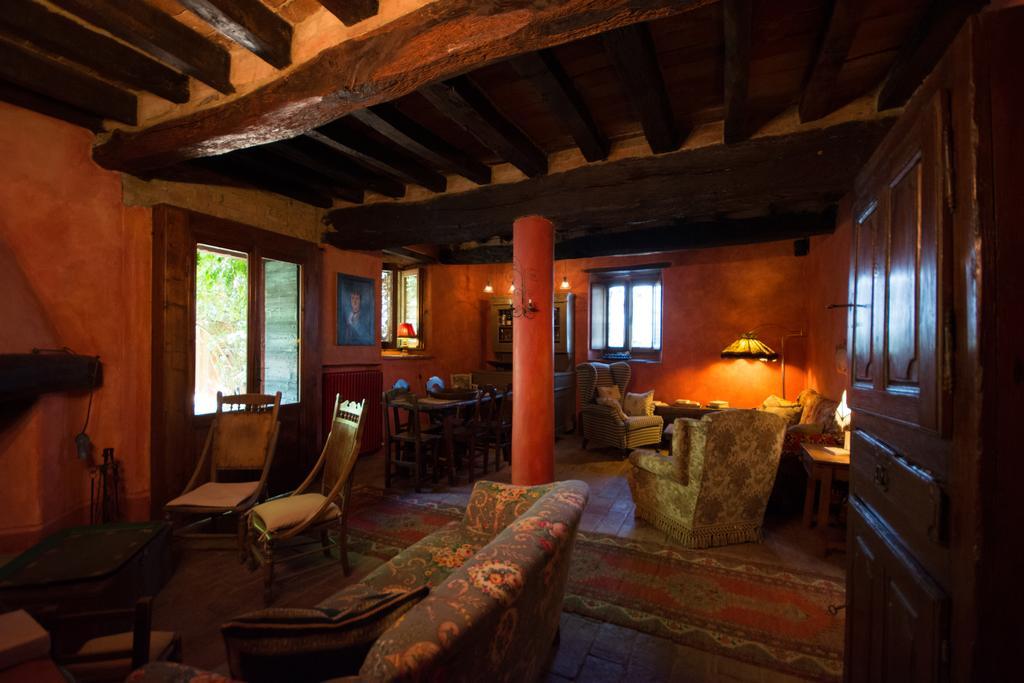 Locanda Dei Melograni Gossolengo Kültér fotó