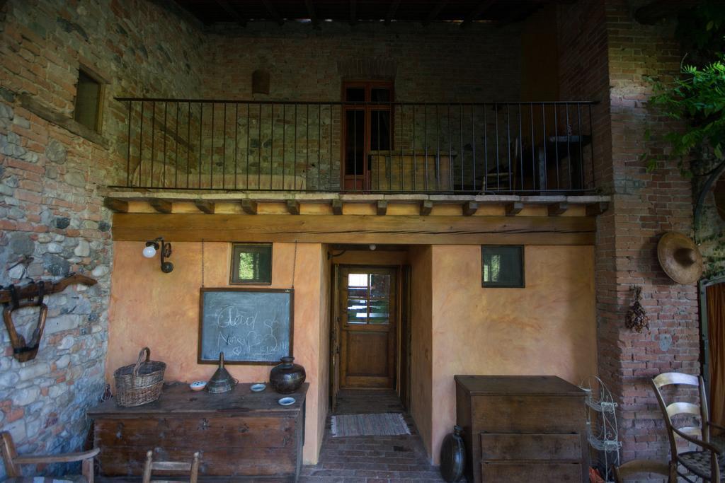 Locanda Dei Melograni Gossolengo Kültér fotó