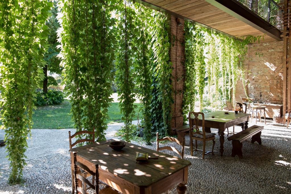Locanda Dei Melograni Gossolengo Kültér fotó
